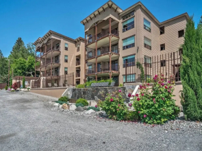 Lake Chelan Condo w/ Resort Pool & Hot Tub!