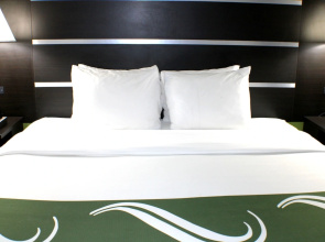 Quality Inn & Suites Bedford West