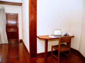 Lush Gardens Apartment 1