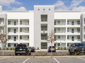 Stunning 2Bd Apto Close to Disney @ Storey Lake 105 3171