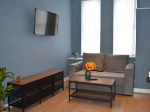 Birkenhead - 2 Bedroom House