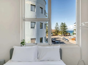 Quaint 1BD on the Doorstep of Manly Beach