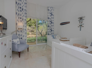 Super Front Line Location Apartment - Heated Pool