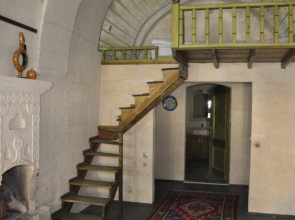 Shah Mat Hotel