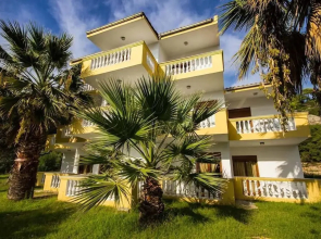 Koviou Holiday Village