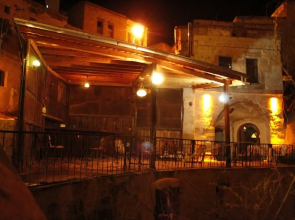 Hilem Cave House