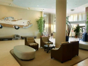 Howard Johnson Plaza Dezerland Beach & Spa