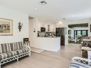 Cortez Bungalow, 3 Bd 2 Ba, Private Pool