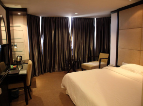 Country Hotel