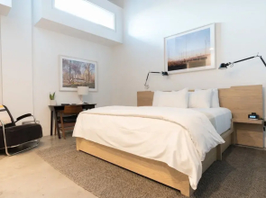 The 404 Hotel