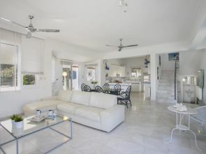Mazeri in Protaras With 5 Bedrooms and 4 Bathrooms