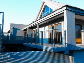 L. A. P Guesthouse