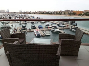 Yanjoon Holiday Homes - Palm Views