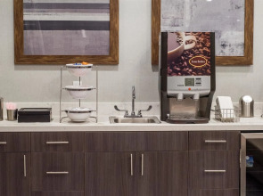 Best Western Plus Gardena Inn & Suites