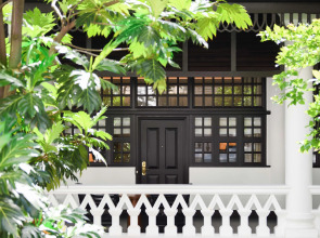 Raffles Singapore
