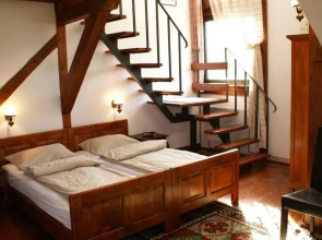 Casa Din Deal