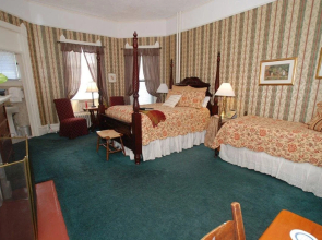 1898 Waverly Inn