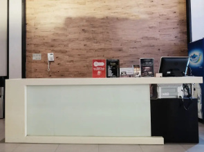 ZEN Hostel Juanda Airport