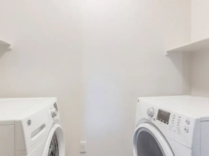 Landing Glendale Arrowhead