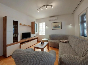 Fab - Spacious Terrace - A1