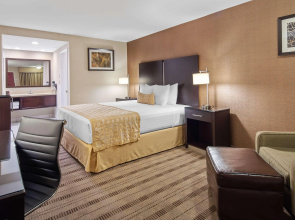 Best Western Pasadena Royale Inn & Suites