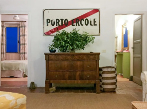 Porto Ercole Tuscany Coast Classic Charm in Fabulous 18th c Farmhouse now Chic Designer Villa w P