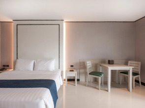 Manhattan Pattaya Hotel