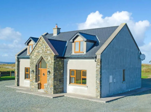 Cottage 238 – Cleggan