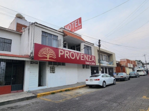 Provenza Hotel & Suites