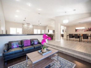 Luxury Home Near Las Vegas Strip and Airport.