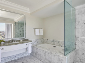 Beverly Wilshire, A Four Seasons Hotel