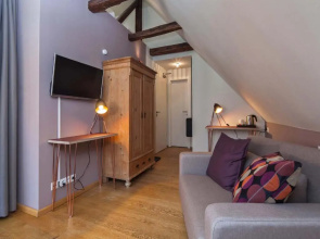 Bed  Breakfast Am Schillerplatz