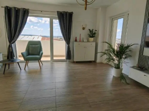 Luxury apartment Private parking self check-in51