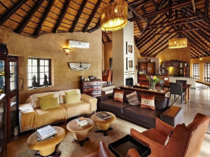 Vuyani Lodge