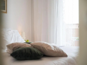Rooms Lana
