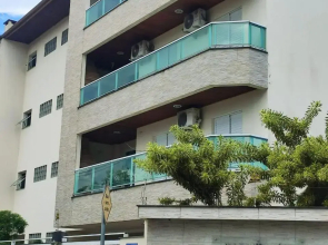 Apartamento de Luxo acesso a Praia Grande e Praia do Tenório para 6 pessoas