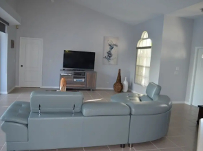 123CAPE Vacation Rentals - Naples FL