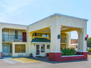 Econo Lodge Andalusia