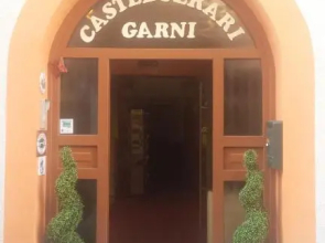 Garni Castel Ferari