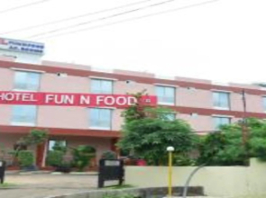 Hotel Fun N Food