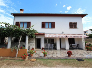 Apartment Robi