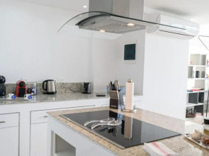 Siaan Betine 4br Deluxe PDC