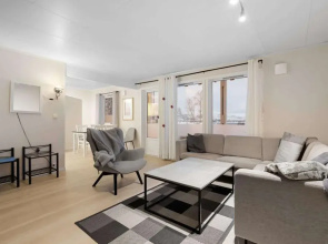 Lovly 3 Bedroom Apartment With the View of Aurora