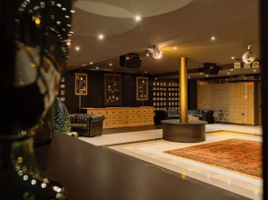 Camoma Aparthotel