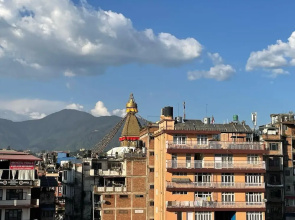 Dzambala Apartment