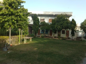 Hotel Shiv Palace