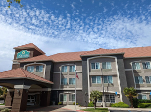 La Quinta Inn & Suites by Wyndham Manteca - Ripon