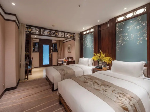 Lijiang   Duofu  Resort  Hotel