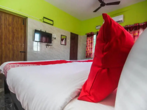 12 Stayz by OYO Rooms