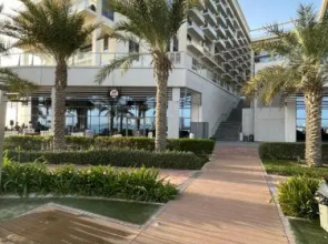 Breathtaking Studio Apartment in Marjan Island